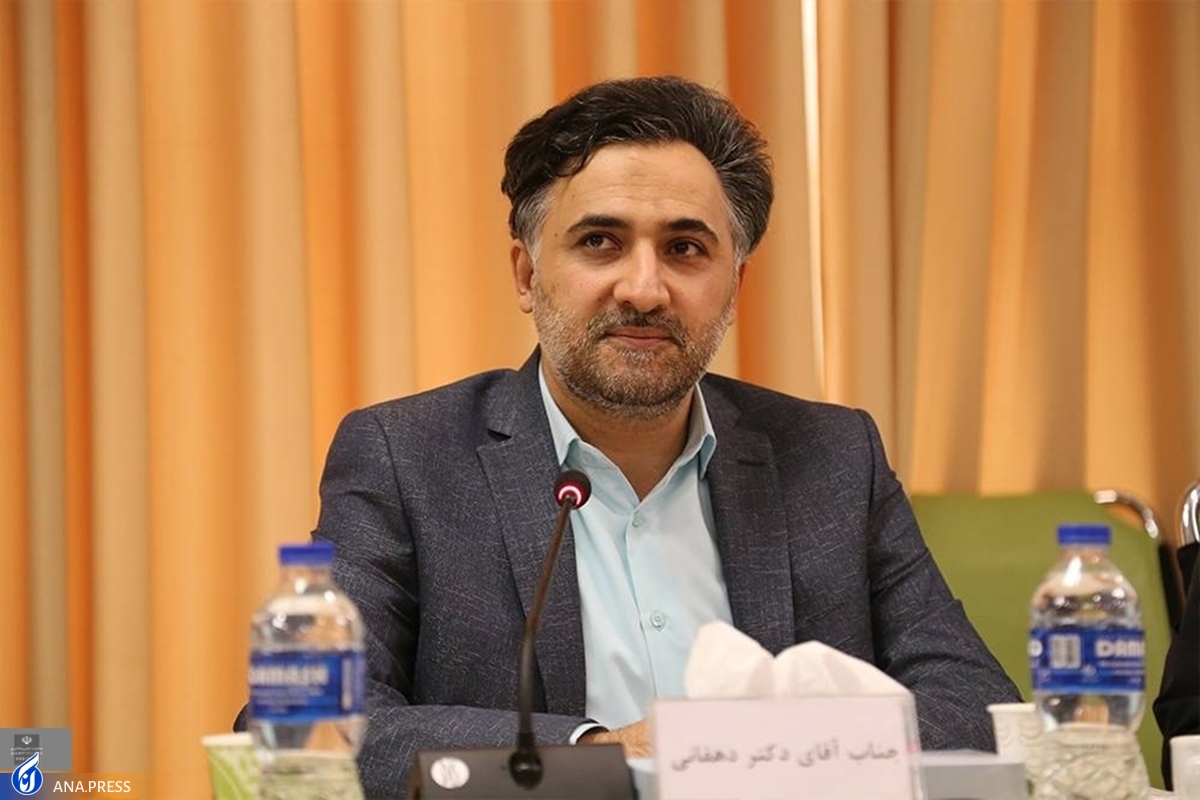 آینده کشور به شرکتهای دانشبنیان وابسته است
بانکها با جذب دانشبنیانها مشتریان آینده خود را تامین میکنند