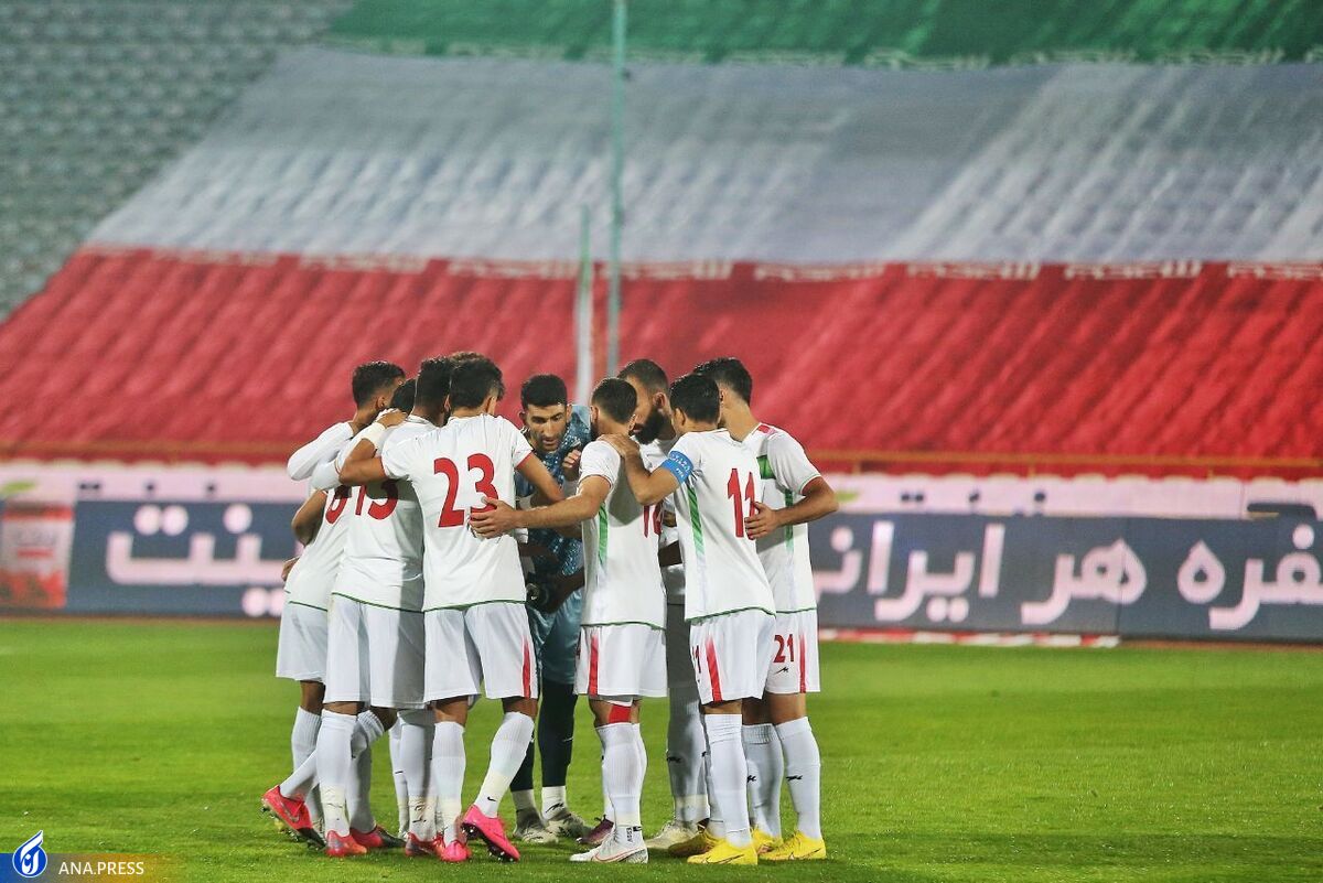 هواداران مقابل نهاد ریاست جمهوری ملی پوشان را به قطر بدرقه کردند
