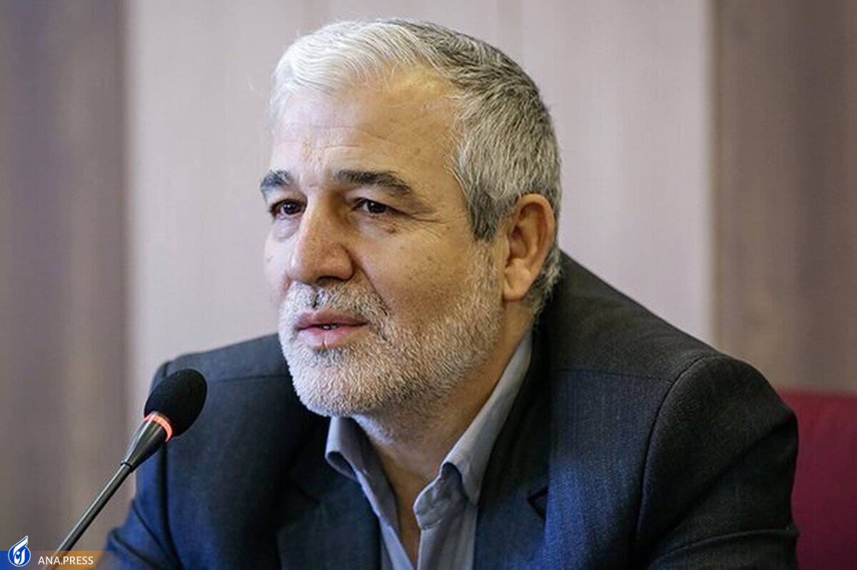 انجمنهای علمی دانشگاه تهران در اشتهارد با صنعت همکاری میکنند