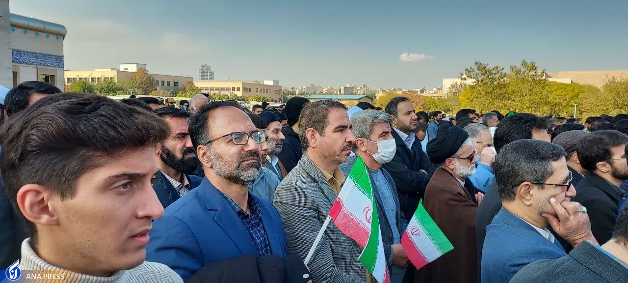 وداع با شهدای دانشجوی بسیجی مدافع امنیت در دانشگاه فردوسی + عکس وداع با شهدای دانشجوی بسیجی مدافع امنیت در دانشگاه فردوسی + عکس