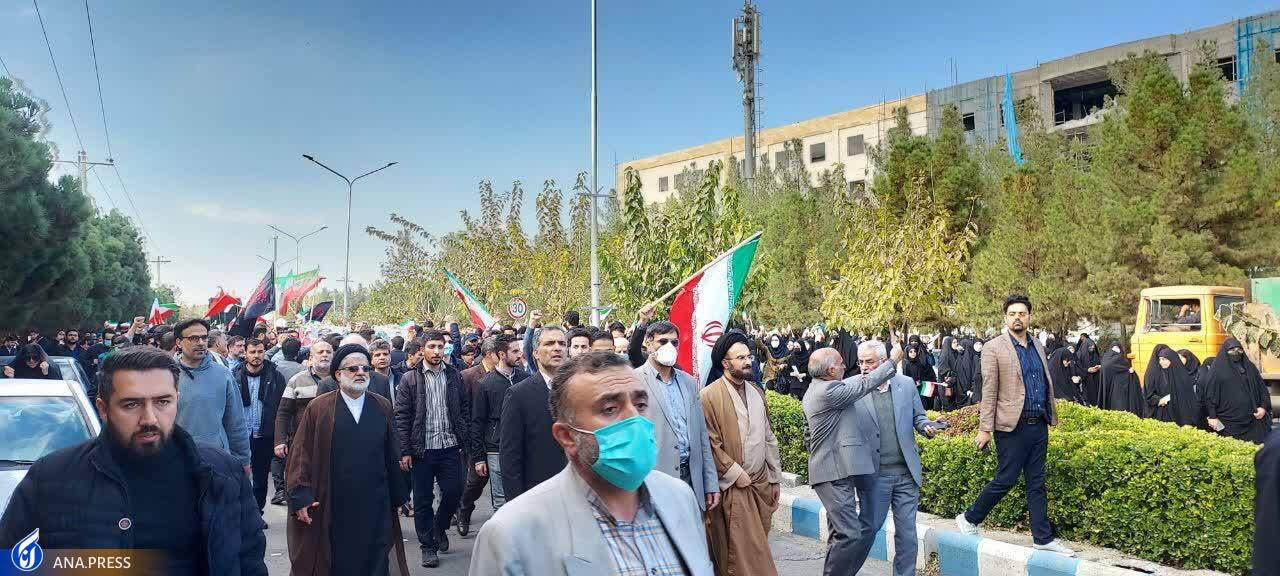 وداع با شهدای دانشجوی بسیجی مدافع امنیت در دانشگاه فردوسی + عکس وداع با شهدای دانشجوی بسیجی مدافع امنیت در دانشگاه فردوسی + عکس