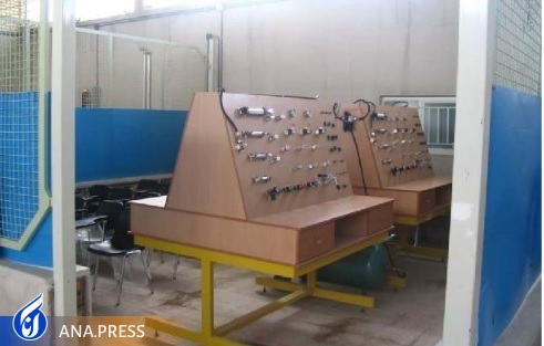 ۳۵ سال افتخار علمی همراه با صنعت در دل کویر ۳۵ سال افتخار علمی همراه با صنعت در دل کویر