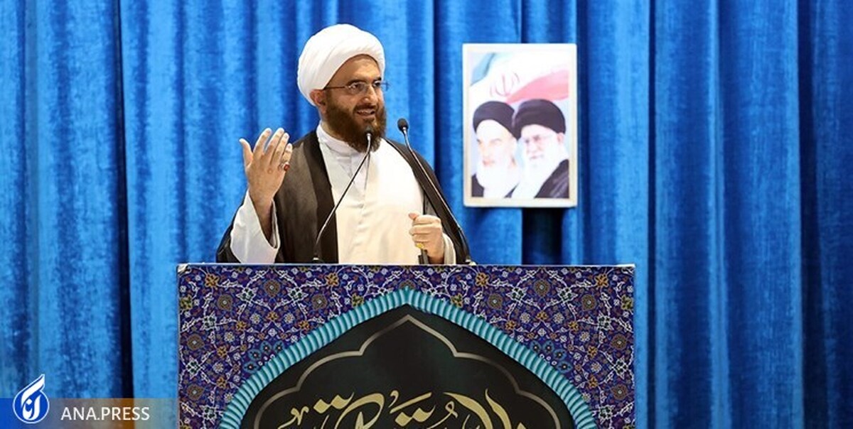 انتقام خون شهدای شیراز را از استکبار جهانی میگیریم