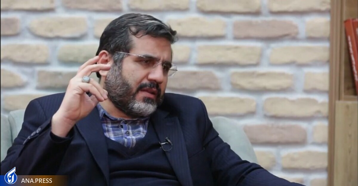 رسانهای که تشییع شهدای شاهچراغ را ندید بویی از انسانیت نبرده است