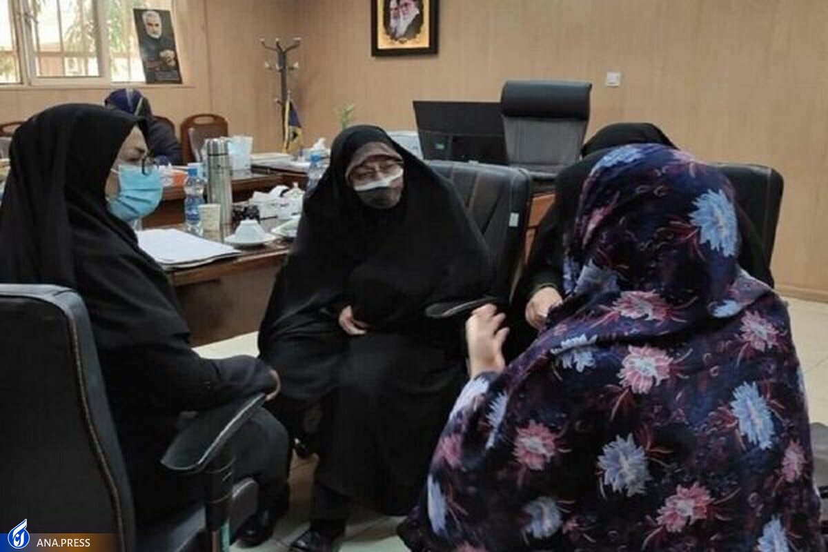 مطالبات زنان زندانی را با جدیت پیگیری میکنیم