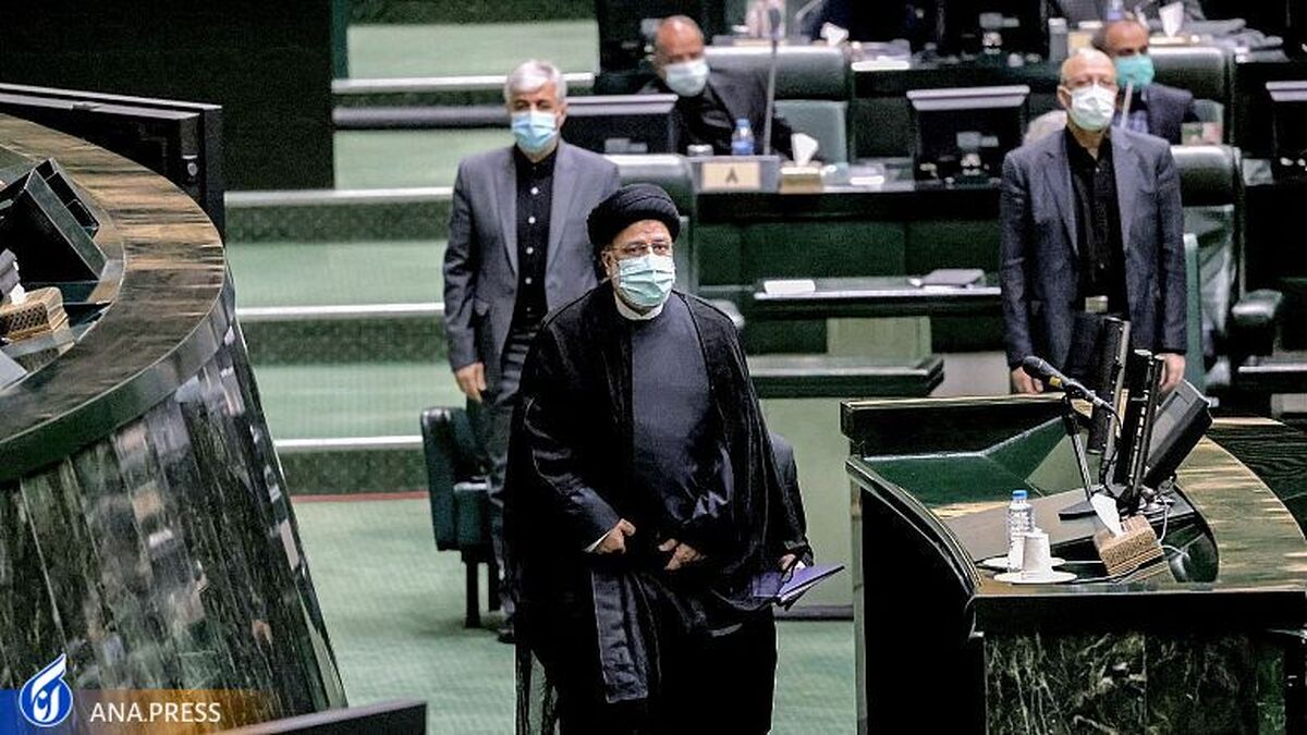 رییس جمهور برای دفاع از «بذرپاش» به مجلس میرود
