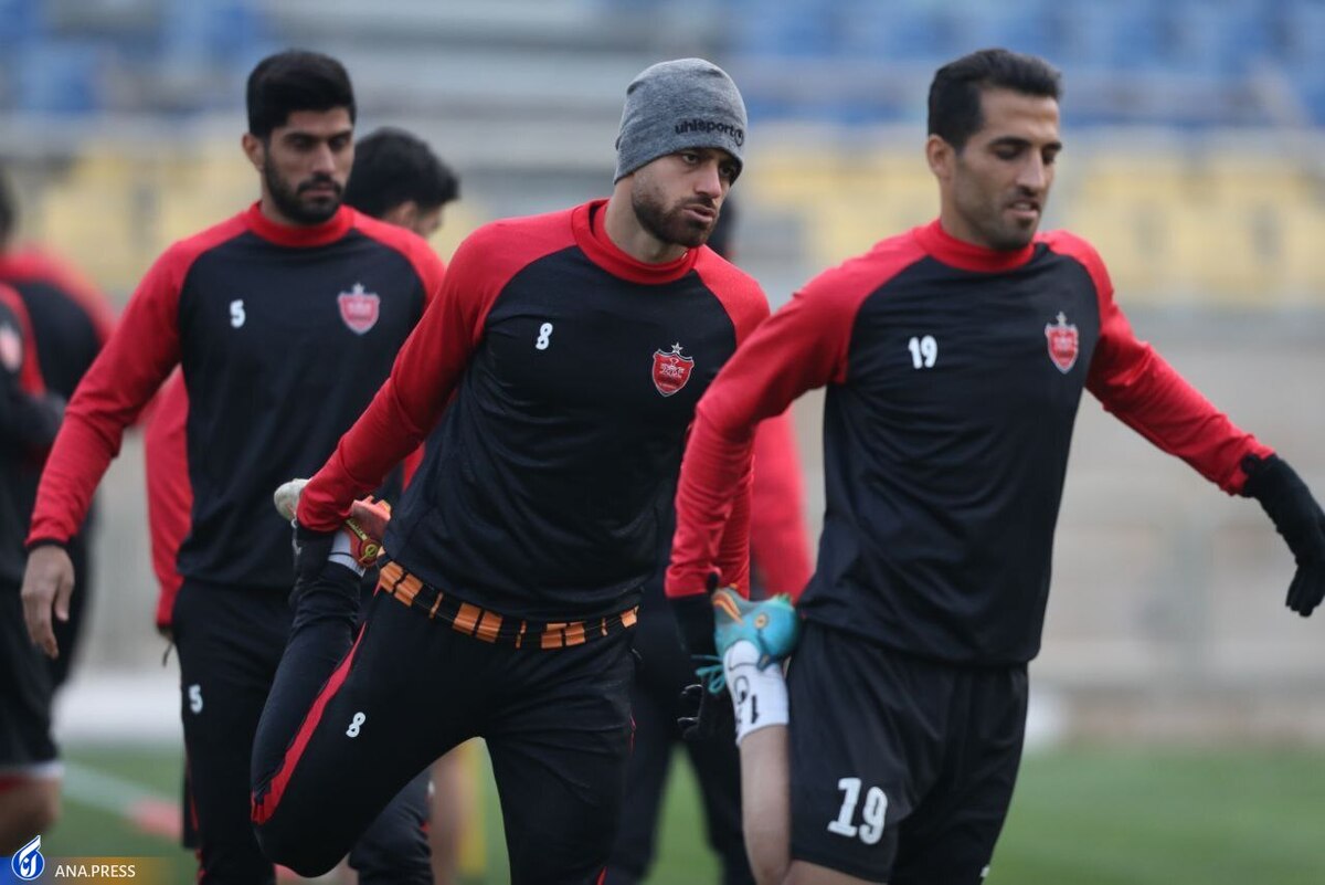 غیبت یک بازیکن در روز برنامه های سبک سرخپوشان