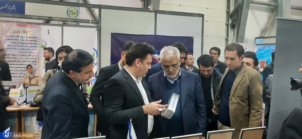 گفتوگوی دکتر طهرانچی با محققان و پژوهشگران استان فارس