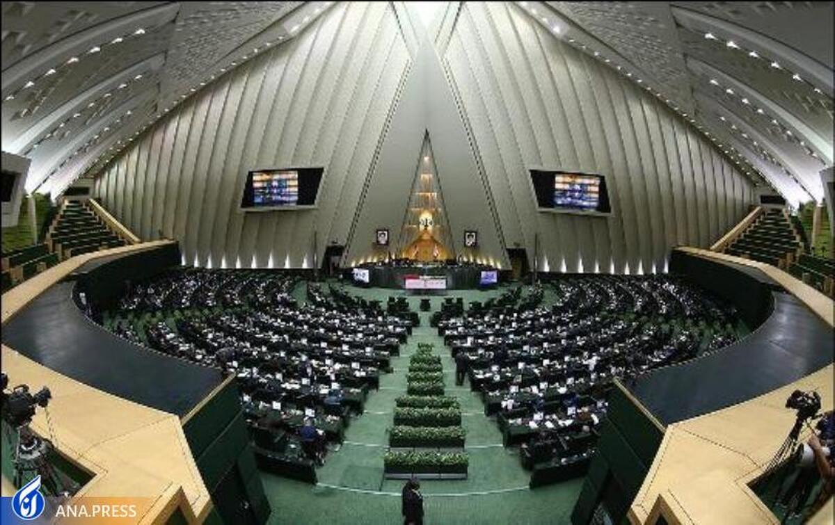 عدم پرداخت بدهی ۵۷۰ هزار میلیاردی دولت به بانکها مشکل آفرین میشود