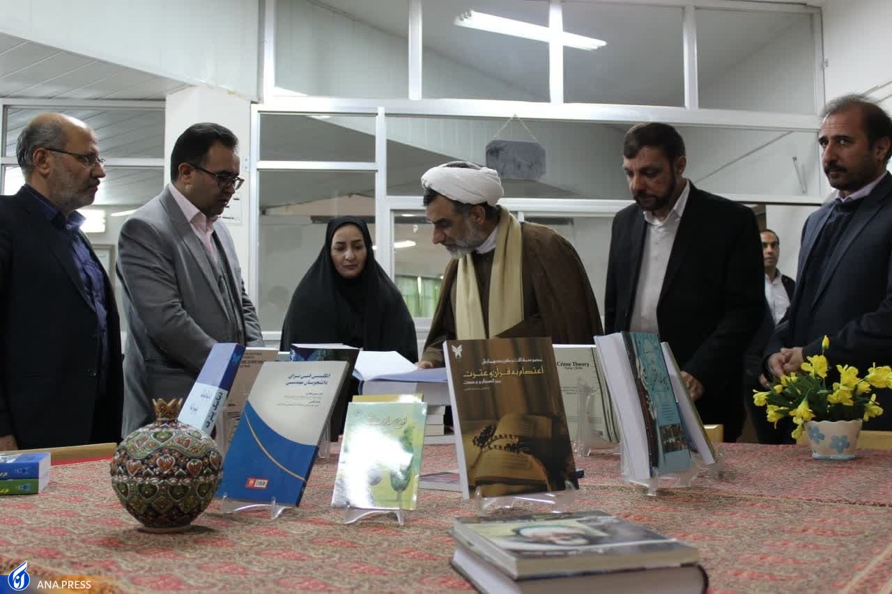 تبیین ارزش&zwnj;های ایران اسلامی با همکاری حوزه و دانشگاه امکان&zwnj;پذیر است