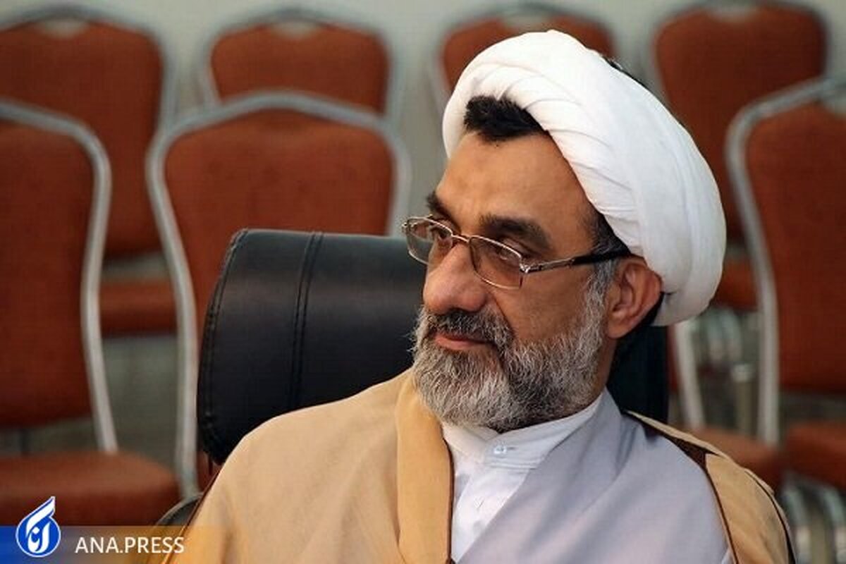 حکمرانی با همکاری حوزه و دانشگاه امکانپذیر است