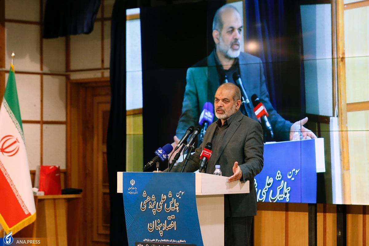 اقتصاد پنهان آثار مخرب جدی با گسترش فساد، بی ثباتی اقتصادی و نااطمینانی در بازار دارد