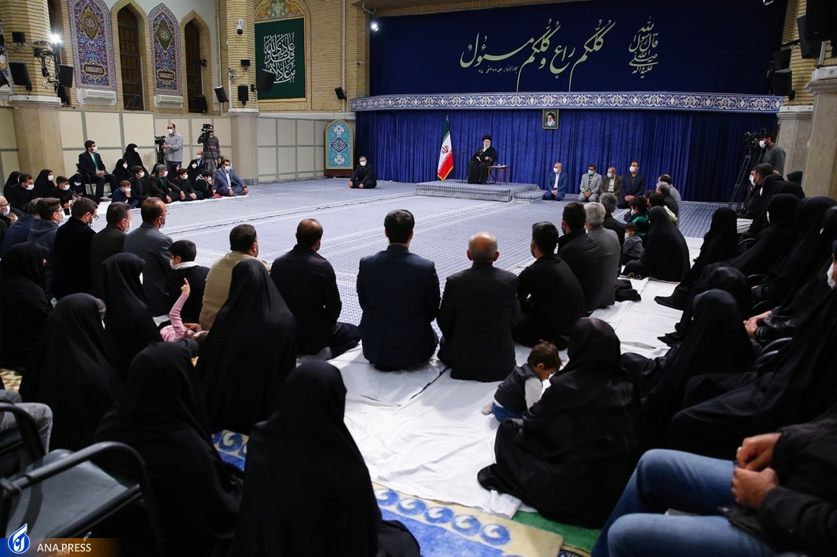 حادثه تروریستی حرم شاهچراغ موجب رسوایی آمریکاییهای منافق و سیاهدل شد