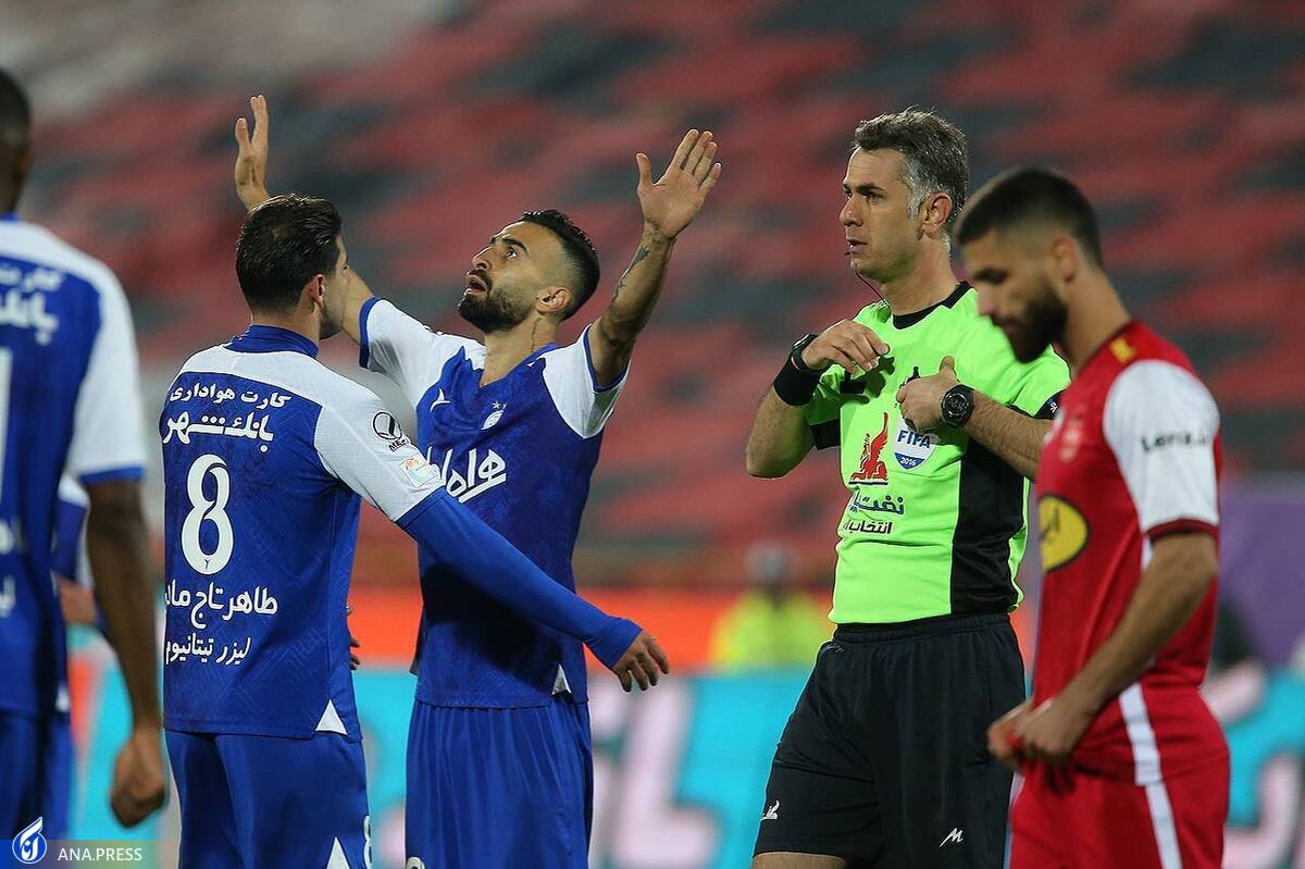 زاهدی فرد دربی را مدیریت کرد/ پرسپولیس در نیمه دوم صاحب پنالتی نشد