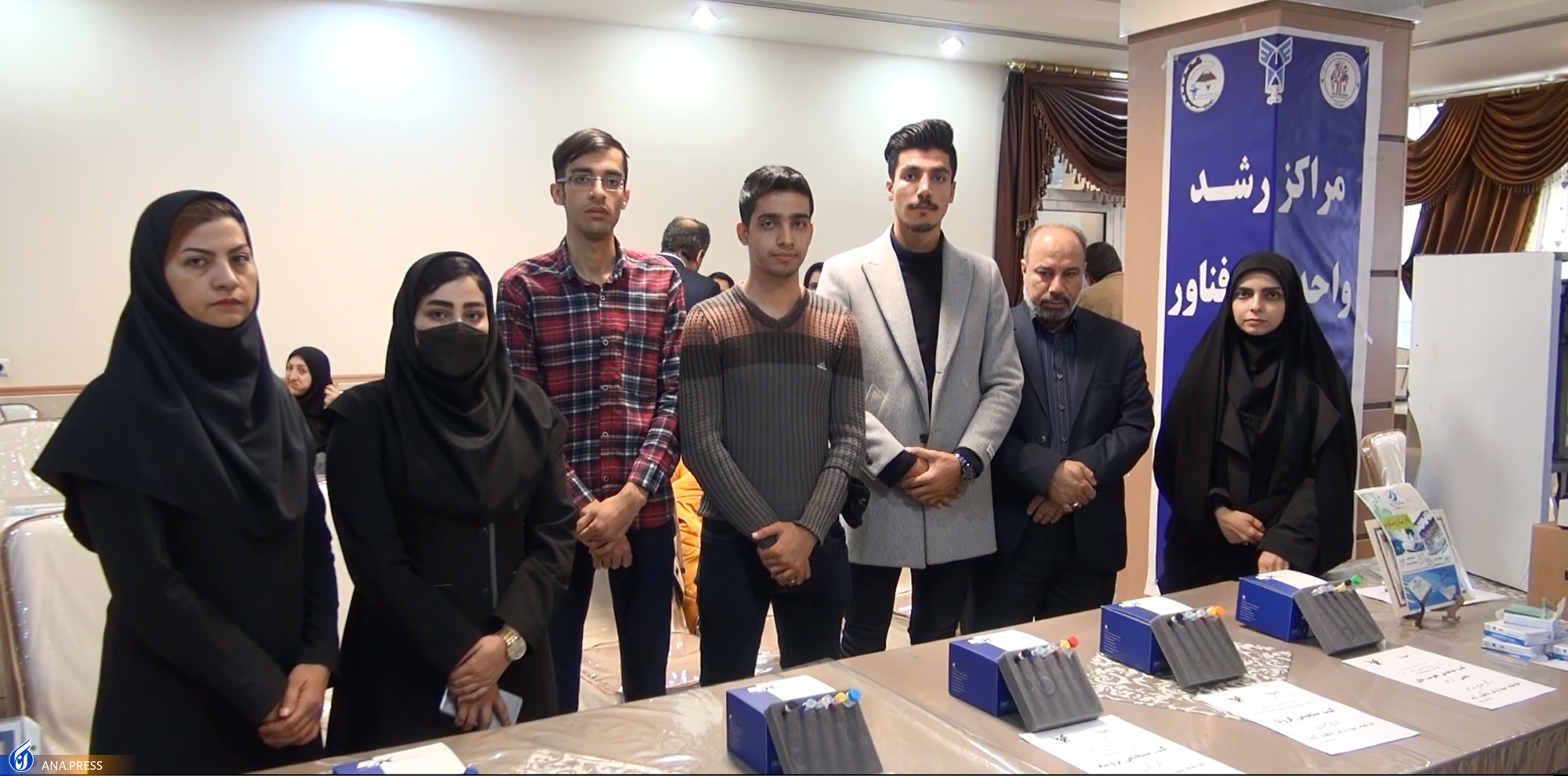 حضور دانشگاه آزاد با ۱۲ محصول در جشنواره جهادگران علم و فناوری