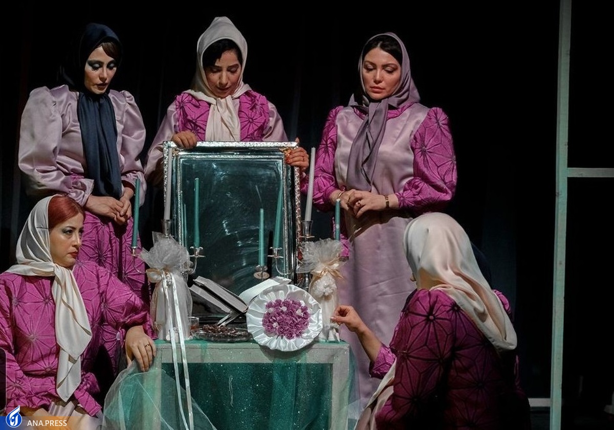 از گلاب آدینه در شهرزاد تا نسیم تاجی در سنگلج/اجراهایی با فضایی کاملاً زنانه