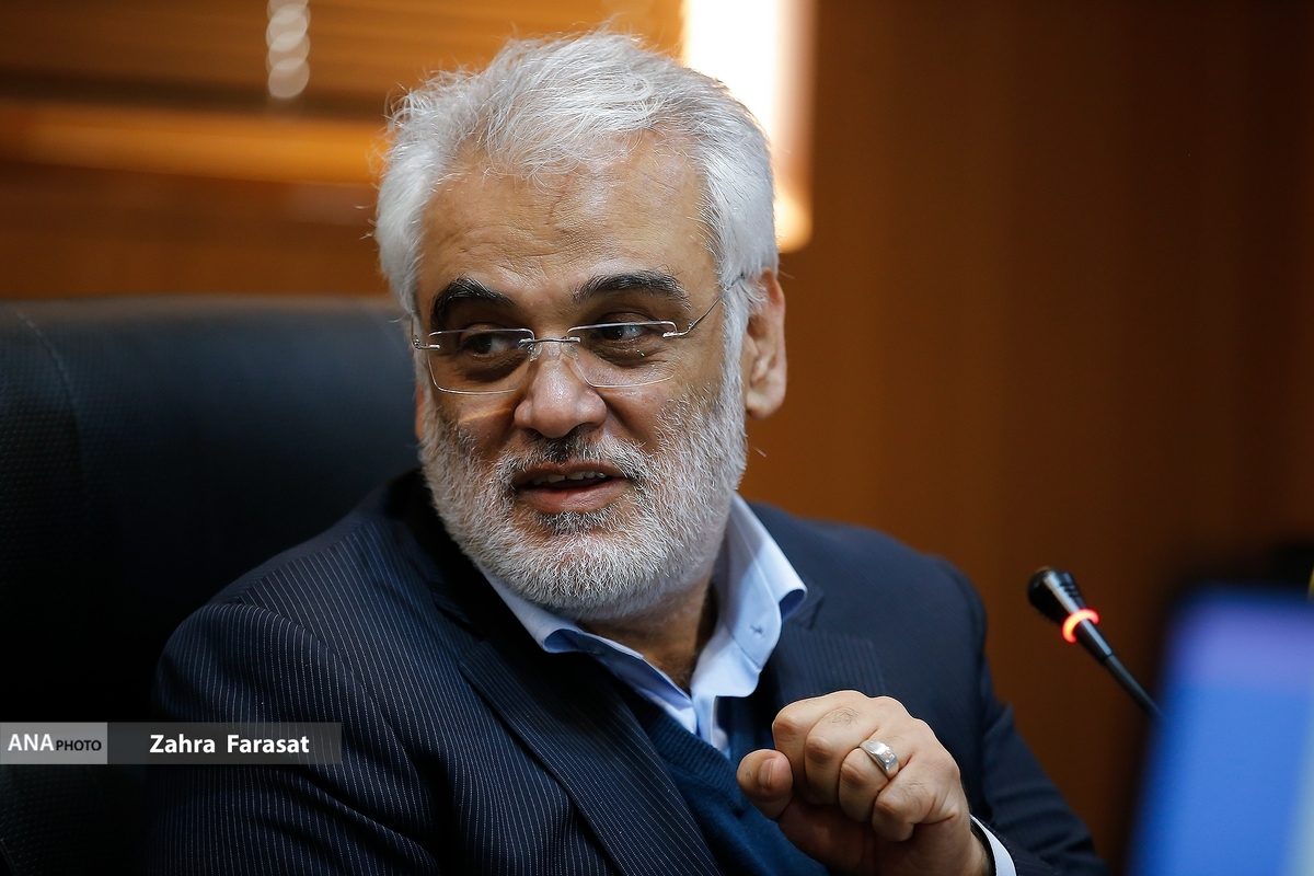 هدف همکاری علمی، تحقیقاتی و آموزشی دانشگاه آزاد اسلامی و سازمان پزشکی قانونی کشور منافع برای مردم است
