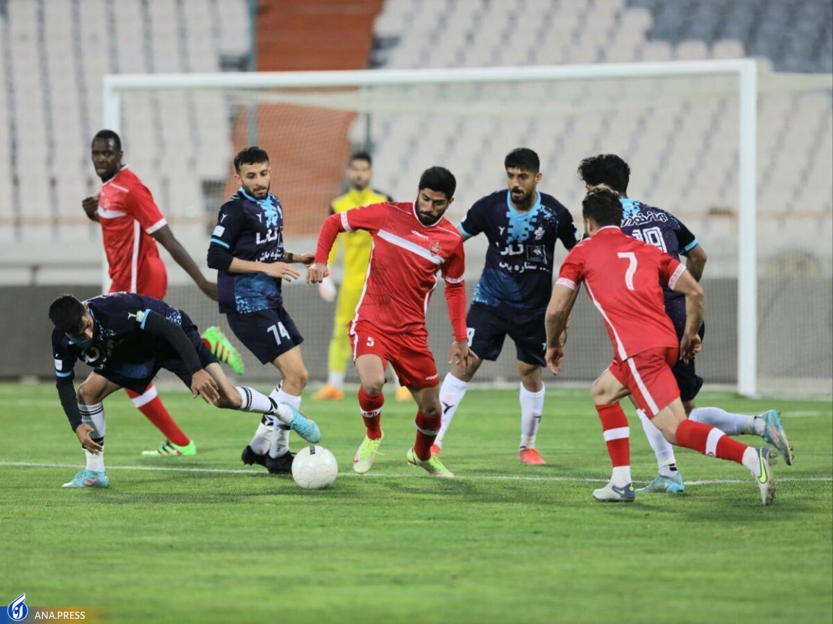پرسپولیس مقابل پیکان به برتری رسید