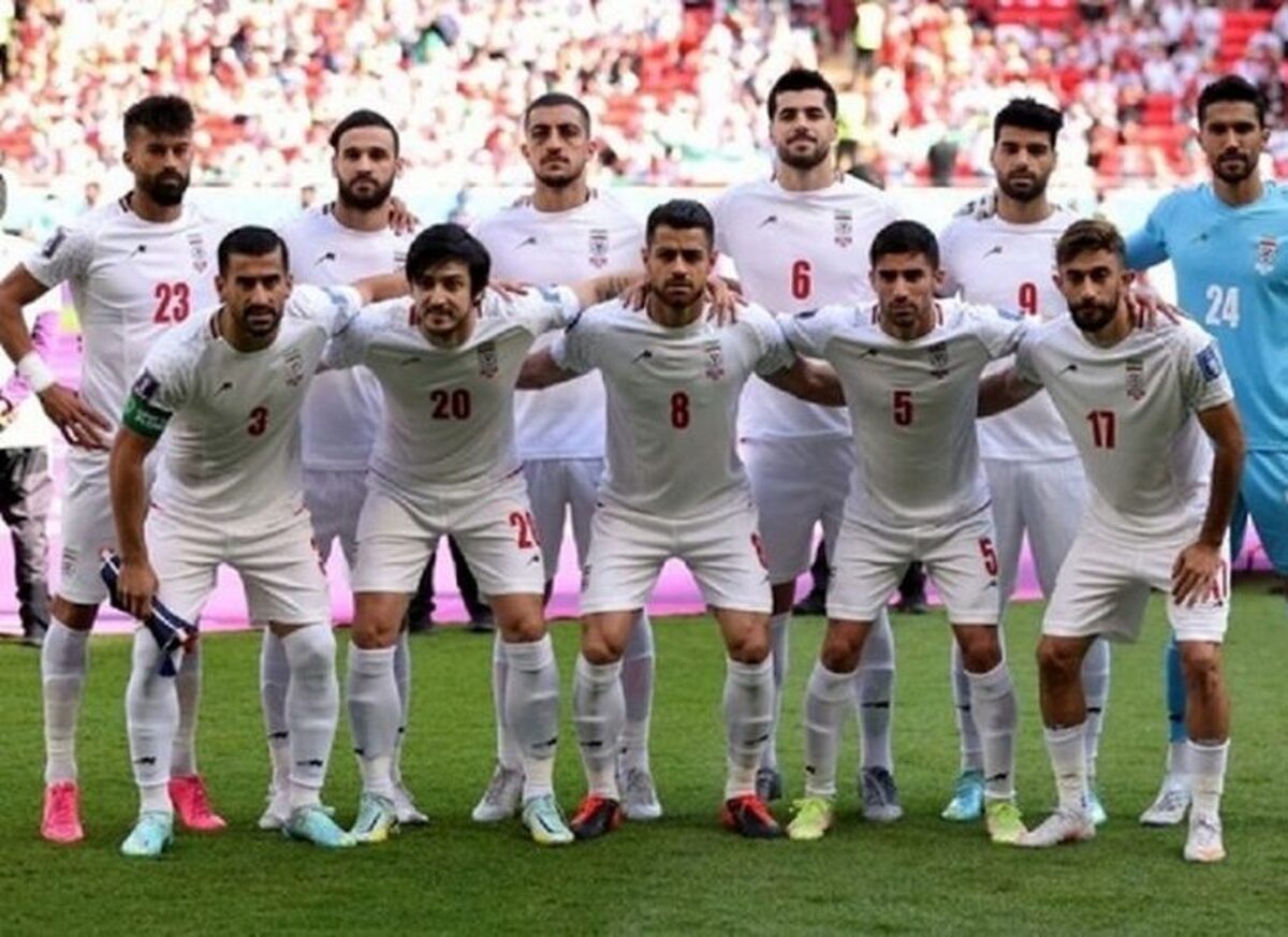 بیانیه جمعی از شاعران و نویسندگان خطاب به تیم ملی فوتبال ایران