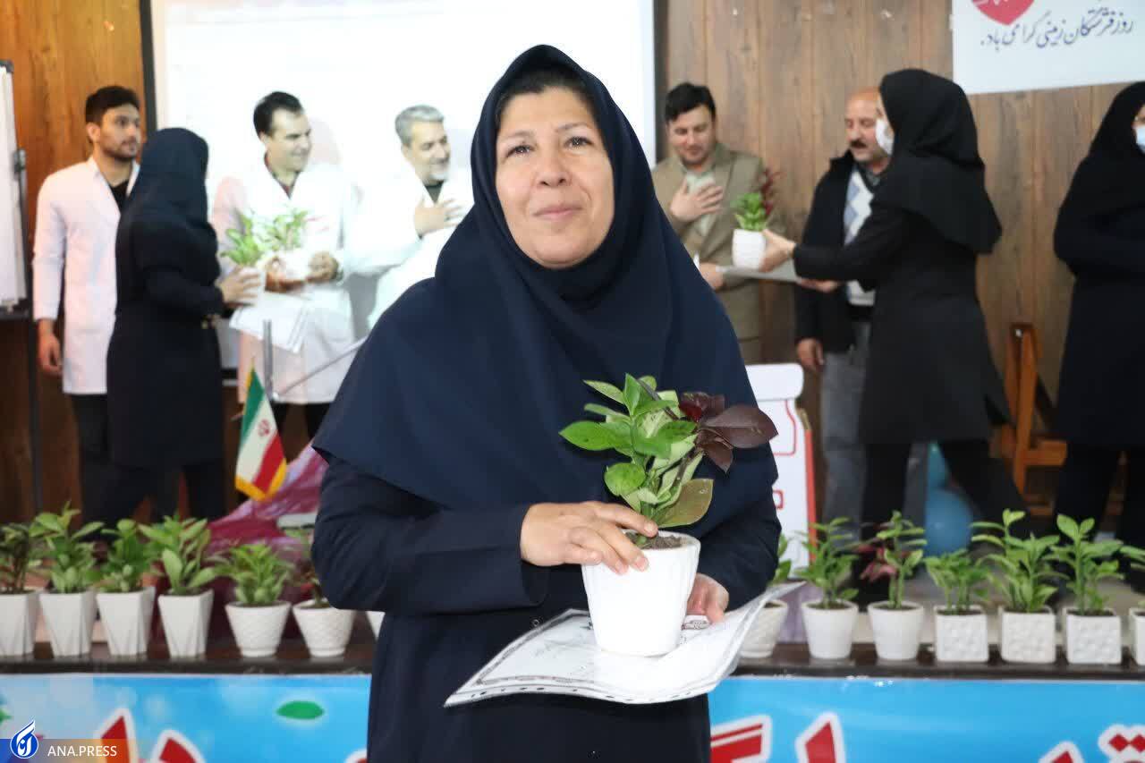 دانش&zwnj;آموزان پرستار شدند؛ دانشگاهیان قدردانی کردند