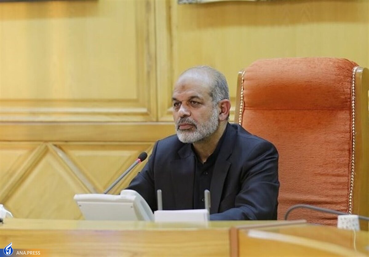 رسانههای بیگانه درپی ترویج گفتمان غیردینی از «زن» و «زندگی» هستند