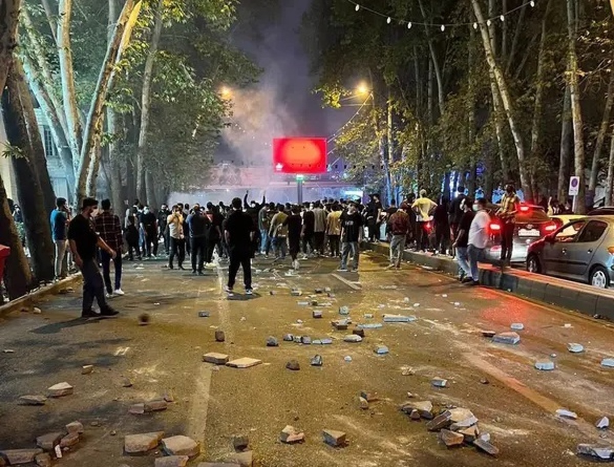 جمهوری اسلامی ایران جنگ ترکیبی ـ شناختی پاییز گذشته را با سلامتی و اقتدار پشت سر گذاشت
