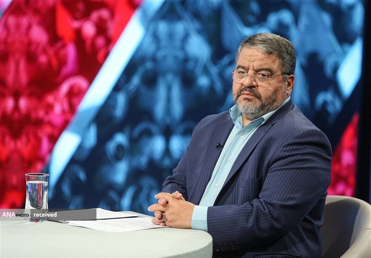 ۱۲ فروردین تبلور عینی پیوند اسلامیت و مردمسالاری است