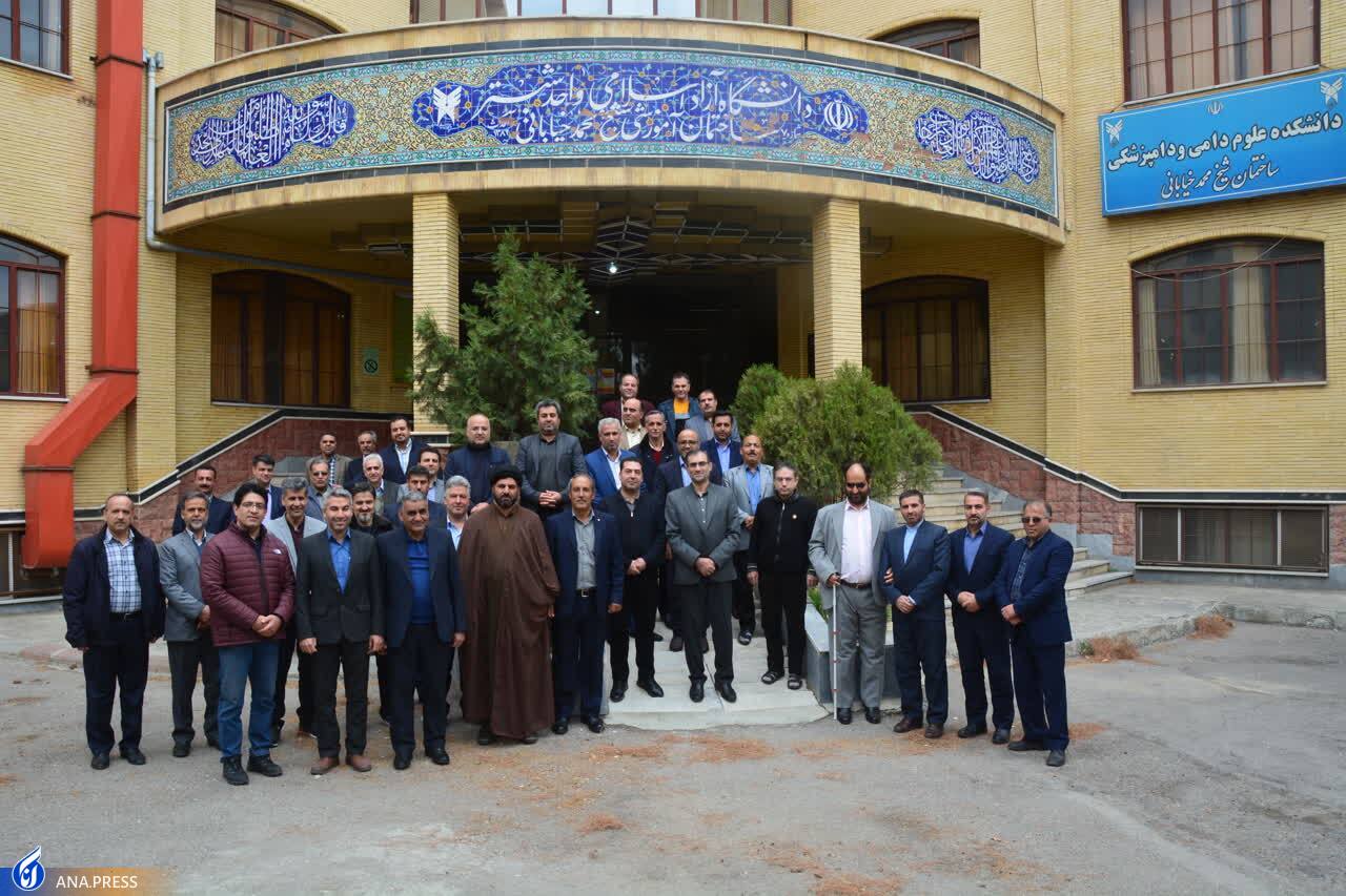 استفاده از ظرفیت&zwnj;ها و توانمندی&zwnj;های دانشگاه آزاد اسلامی شبستر برای تحقق شعار سال ۱۴۰۲