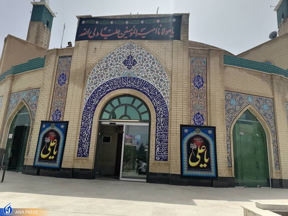 مسجد الغدیر دانشگاه آزاد پذیرای مردم کرمانشاه در شبهای قدر