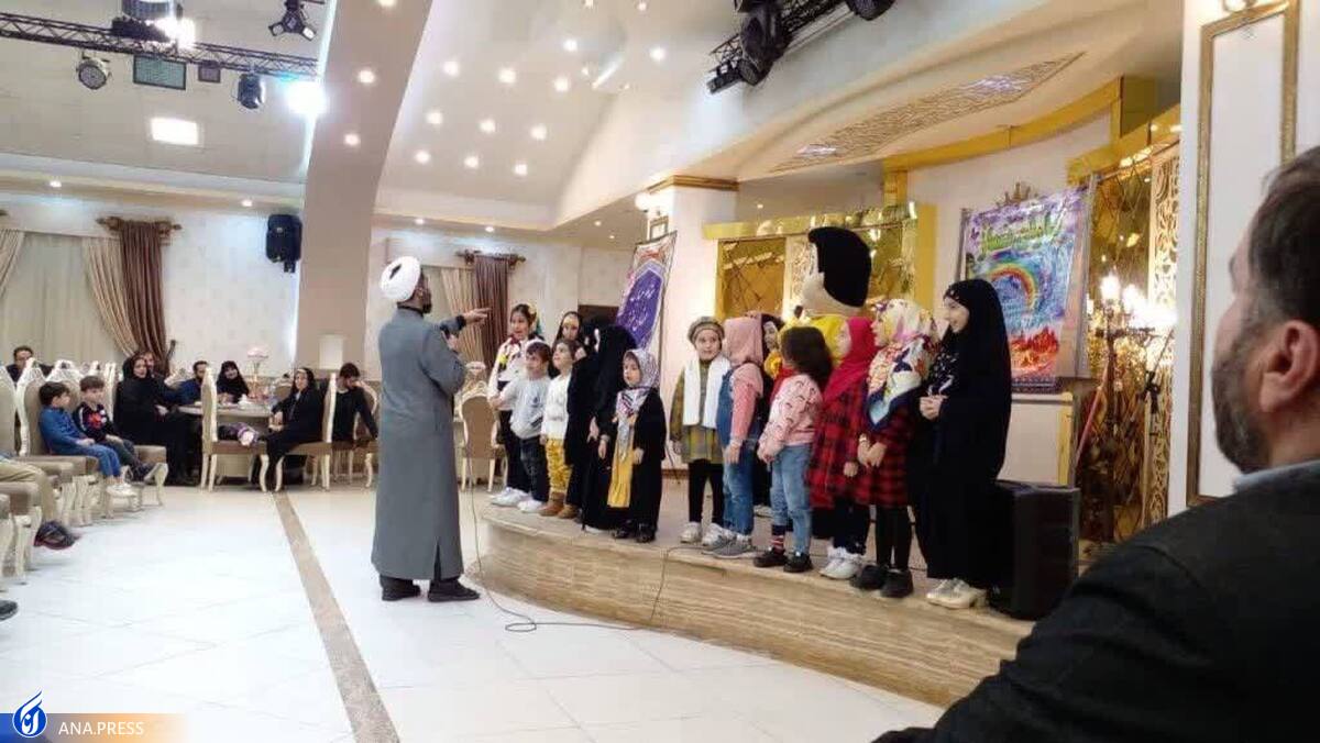 امام محلهای که در سواحل انزلی برنامه شاد مذهبی برگزار میکند+ عکس