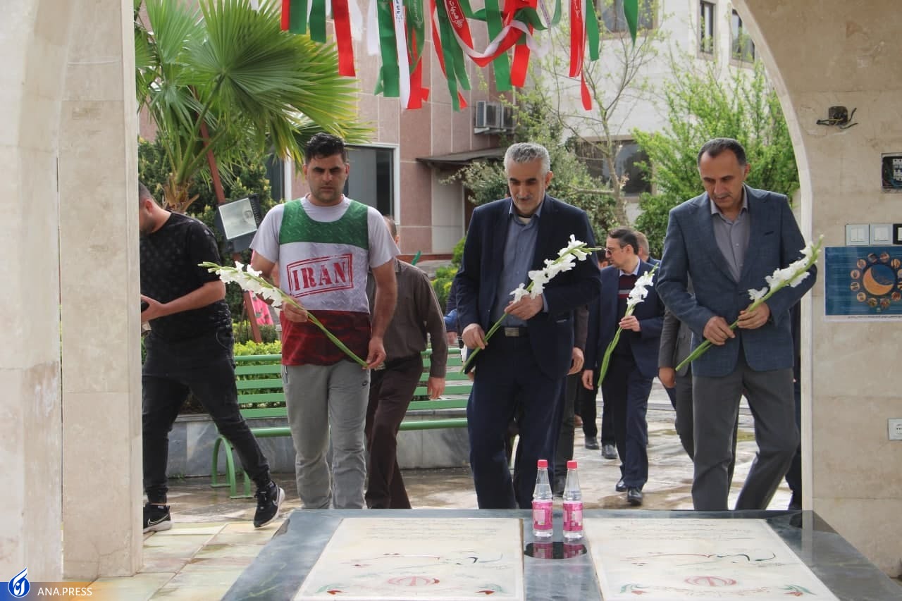 دشمنان توان دیدن ایران قوی را ندارند دشمنان توان دیدن ایران قوی را ندارند