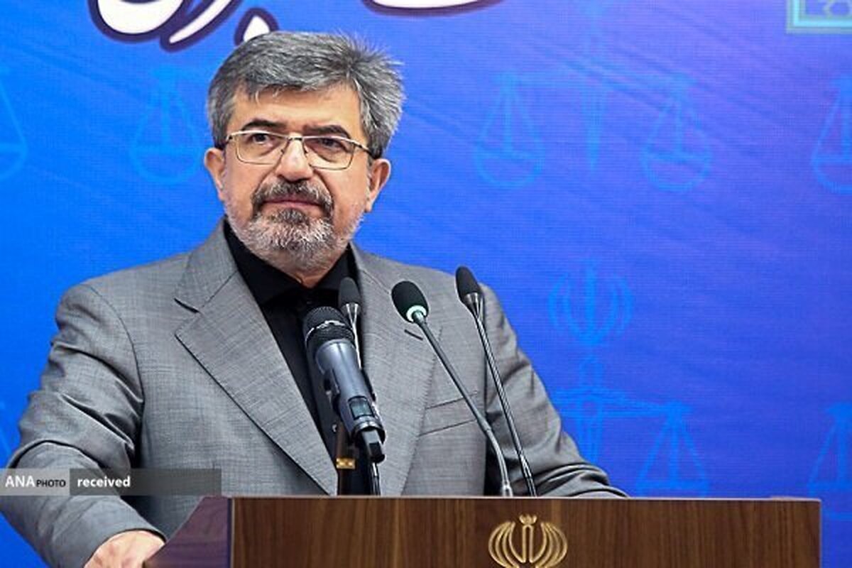 تعقیب کیفری ۳۱ مسئول متخلف در صدور مجوز الکترونیکی کسب و کار