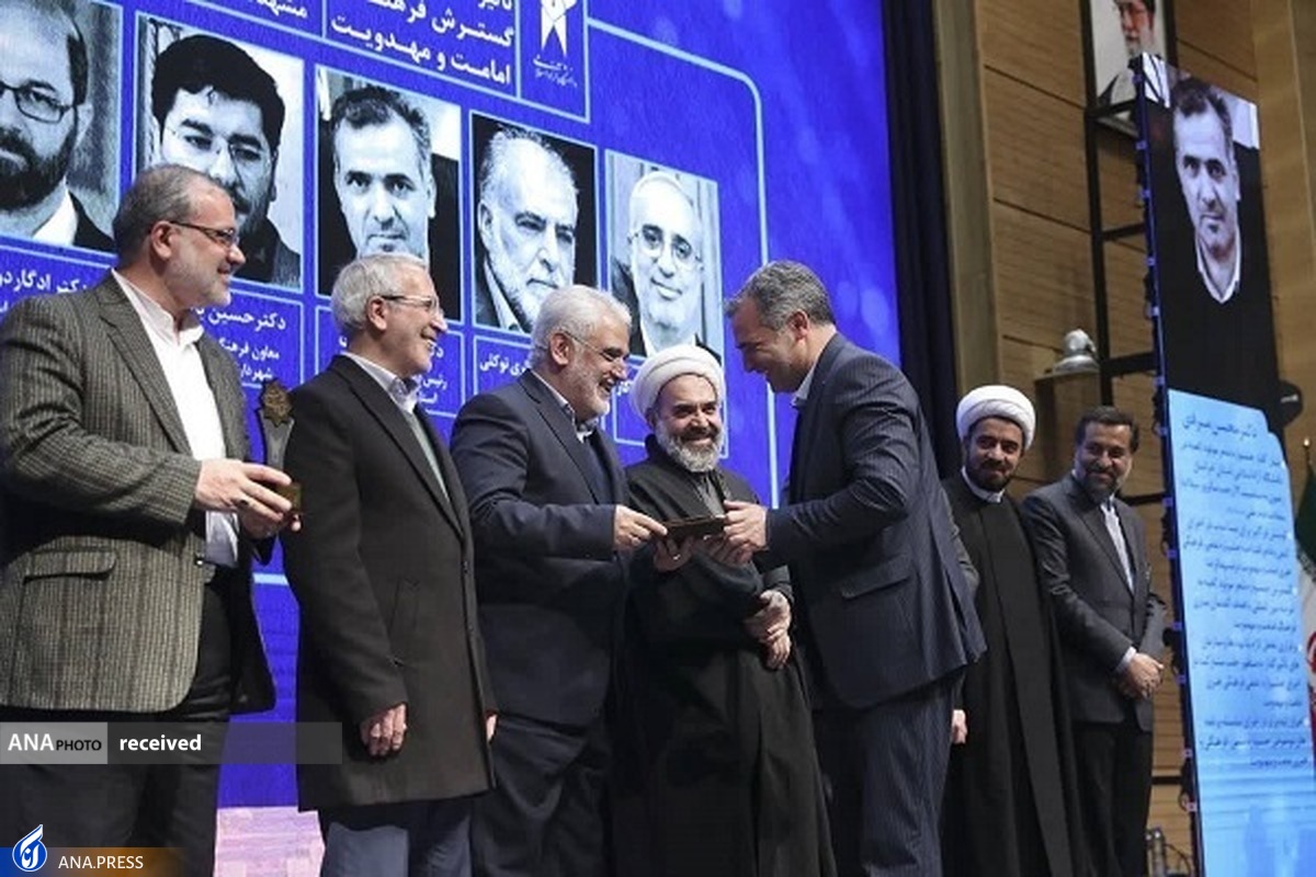 از ارائه ۴۵ ایده فناورانه در رویداد عصر امید تا سازماندهی ۸۰ هسته پژوهشی از ارائه ۴۵ ایده فناورانه در رویداد عصر امید تا سازماندهی ۸۰ هسته پژوهشی