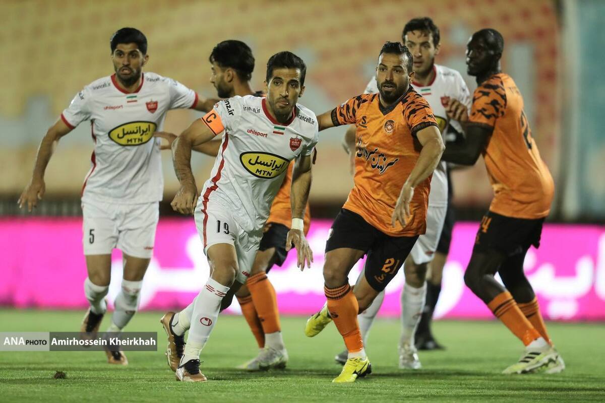 درخشان: خوب نیست سرمربی سپاهان جوسازی کند/ پرسپولیس برای قهرمانی باید در دربی برنده شود