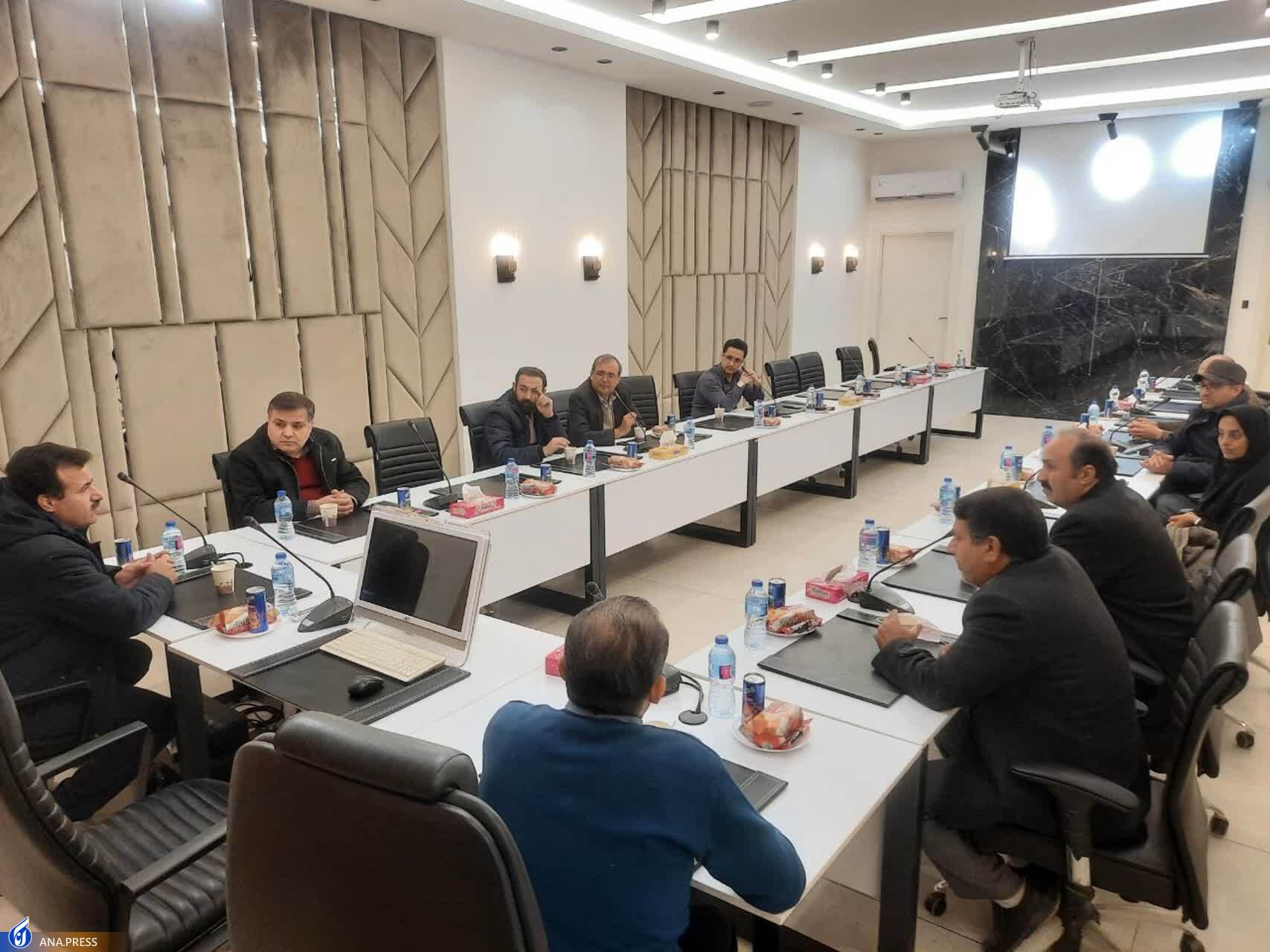 ظرفیت نیروگاه خورشیدی دانشگاه آزاد اشکذر ۲ برابر میشود ظرفیت نیروگاه خورشیدی دانشگاه آزاد اشکذر ۲ برابر میشود