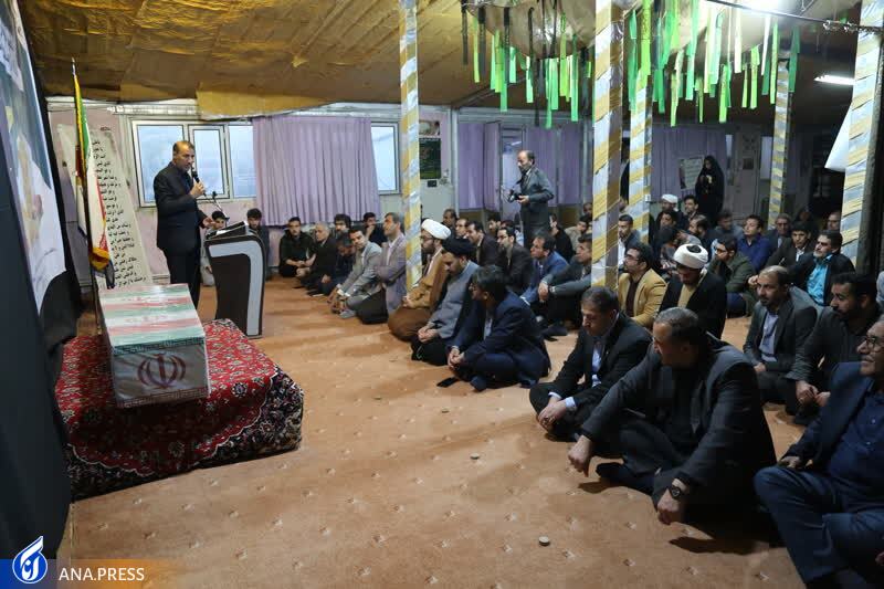 تولید علم و ثروت در کشور به واسطه تلاش و مجاهدت دانشجویان است تولید علم و ثروت در کشور به واسطه تلاش و مجاهدت دانشجویان است