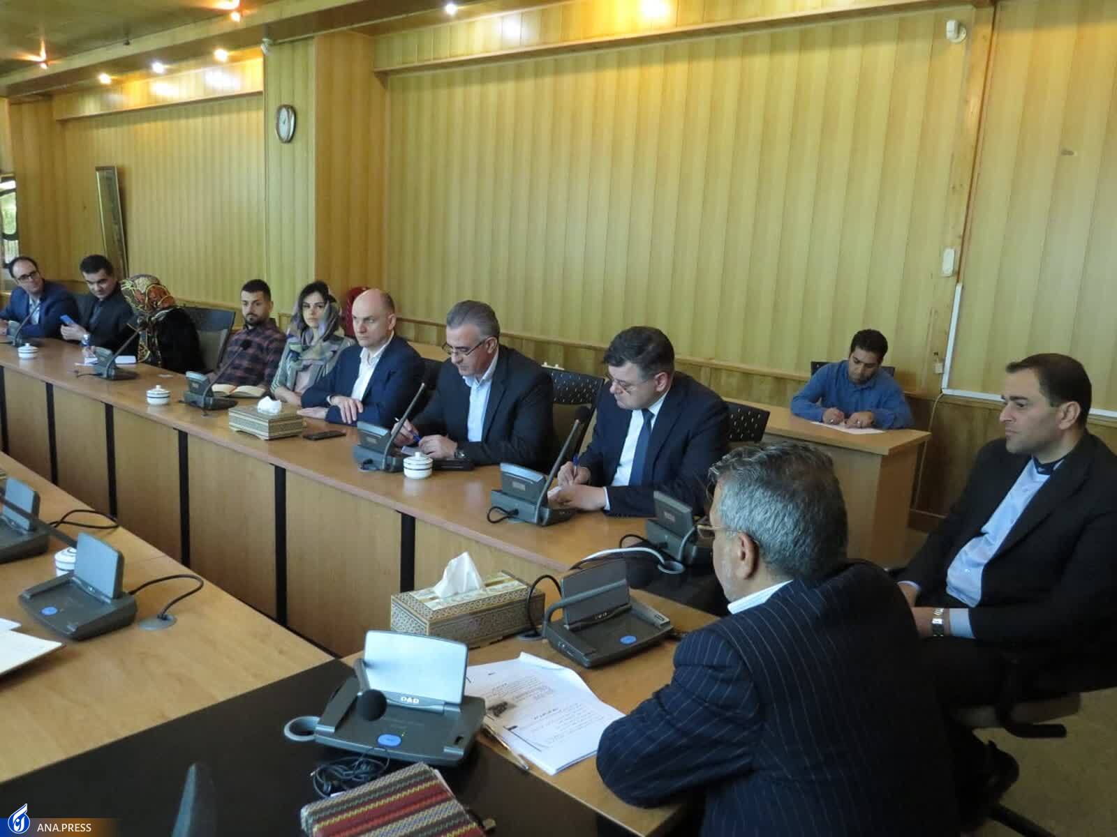 بازدید هیئت اقتصادی کشور بلاروس از دانشگاه آزاد کرج بازدید هیئت اقتصادی کشور بلاروس از دانشگاه آزاد کرج