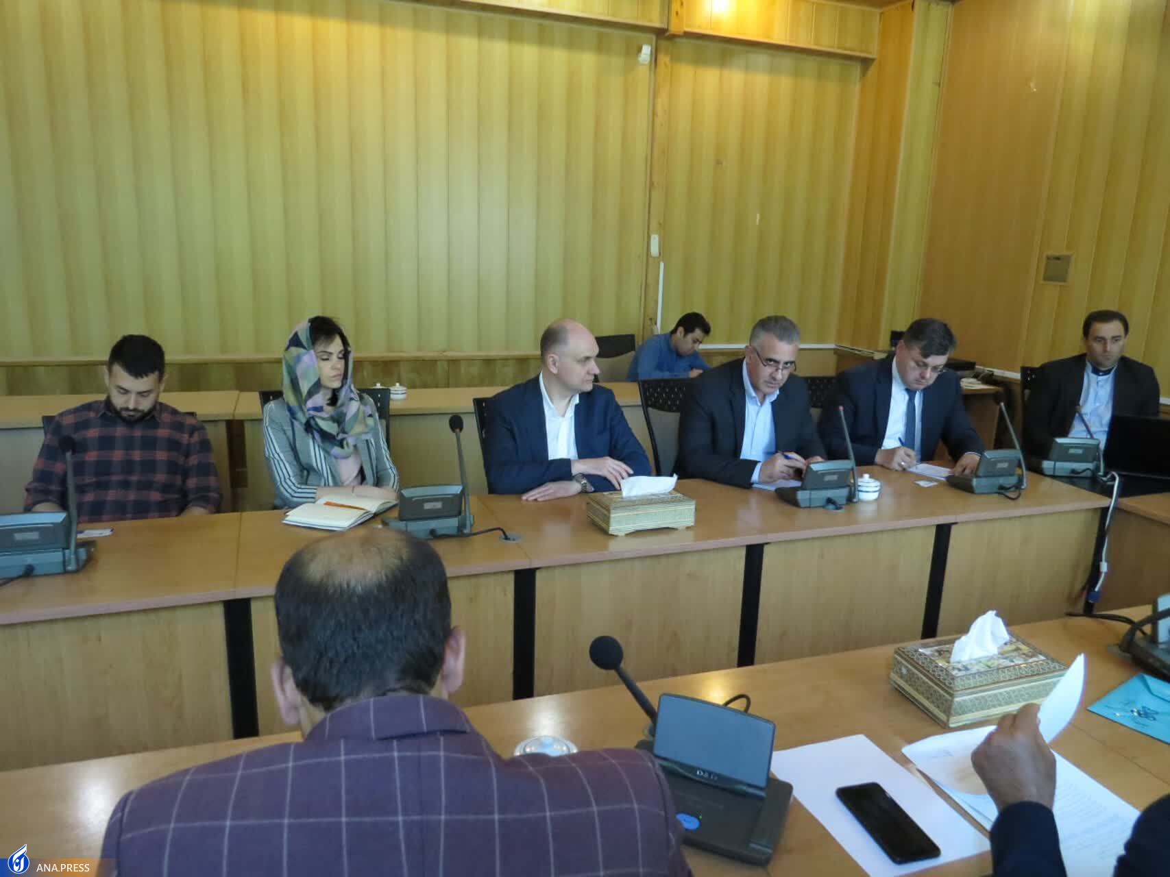 بازدید هیئت اقتصادی کشور بلاروس از دانشگاه آزاد کرج بازدید هیئت اقتصادی کشور بلاروس از دانشگاه آزاد کرج