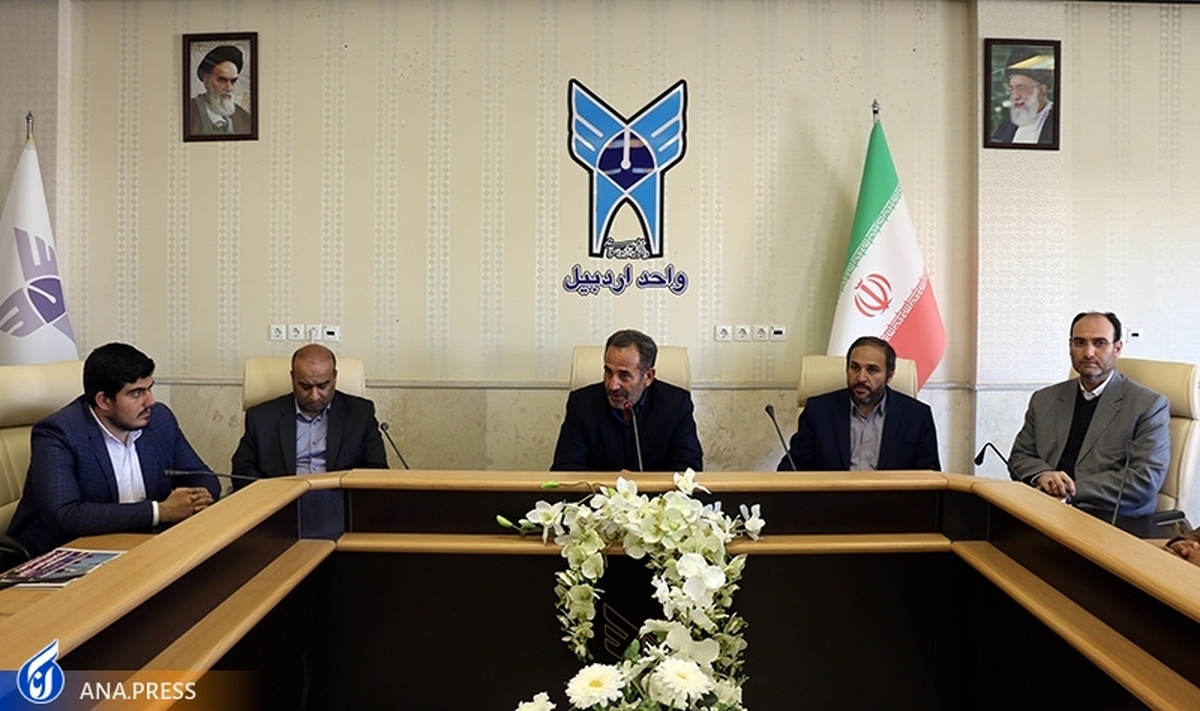 پیوند ارتش با ملت در همه صحنههای انقلاب حفظ شده است