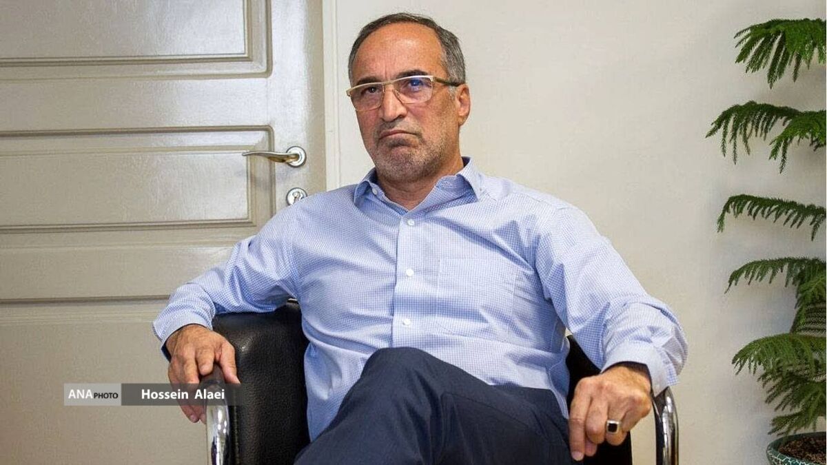 «همه پرسی» بازی سیاسی و برای توجیه ناکارآمدی دولتِ روحانی است