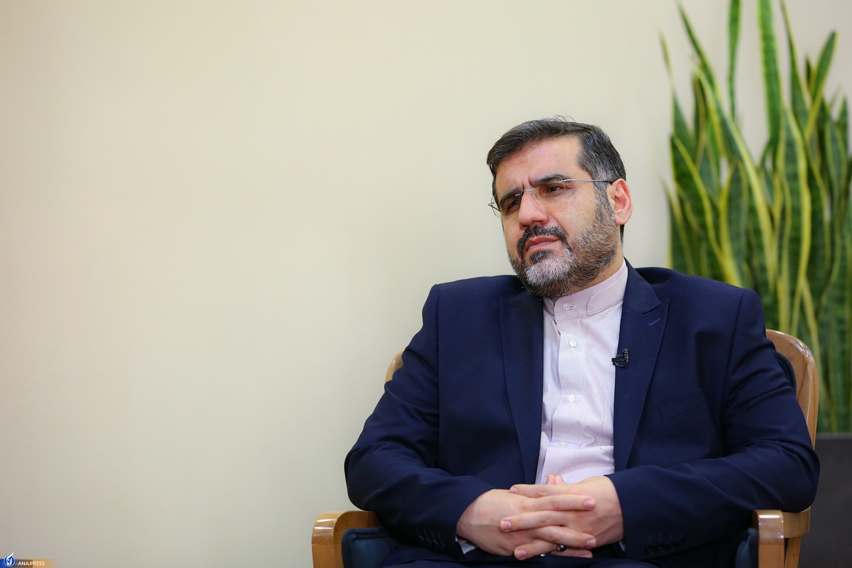 وزیر فرهنگ: همه نهادها به نگاه آسیبشناسانه رهبر انقلاب در حوزه فرهنگ عمومی توجه کنند