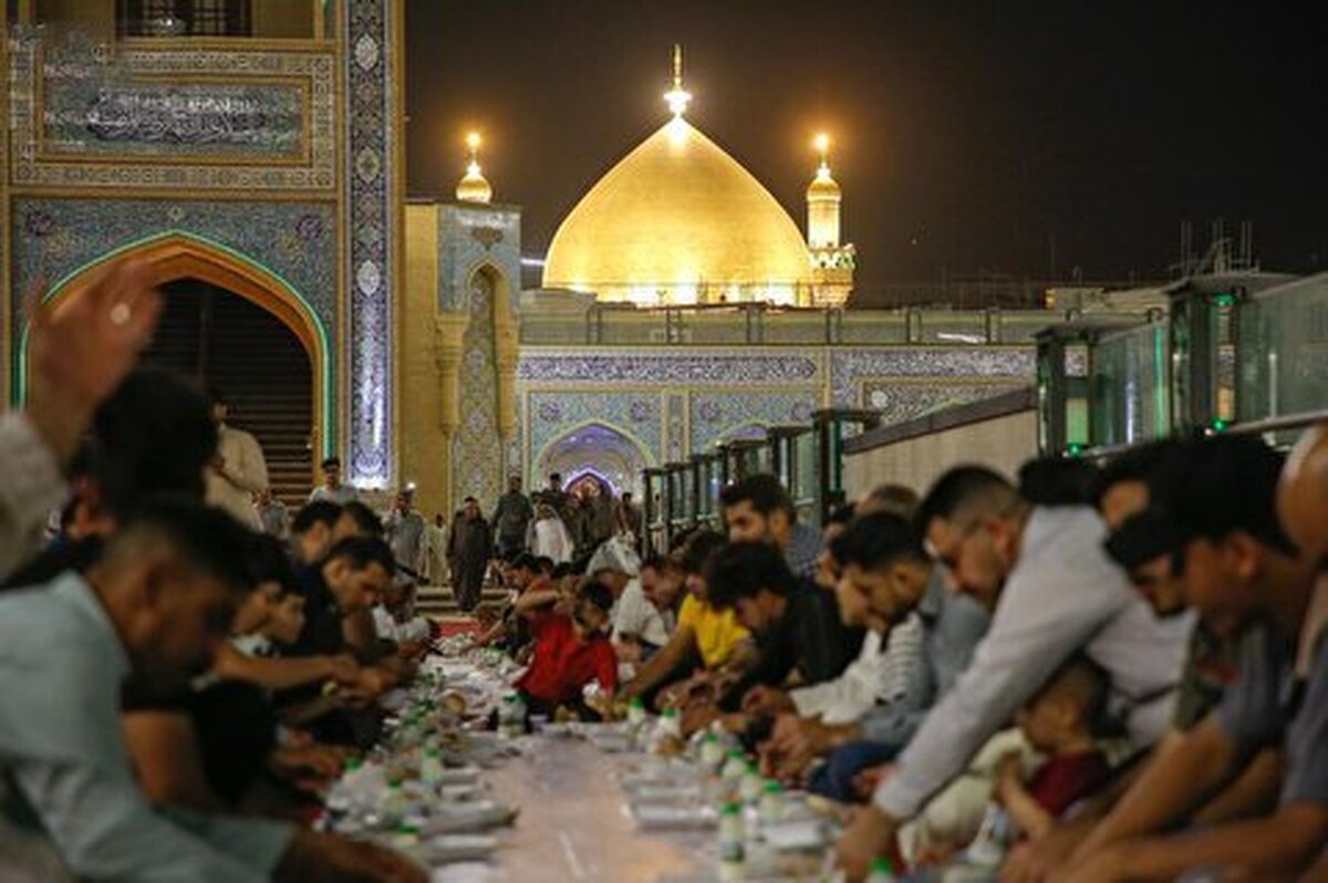 موکبهای چای عراقی برای روزهداران در کربلا + فیلم