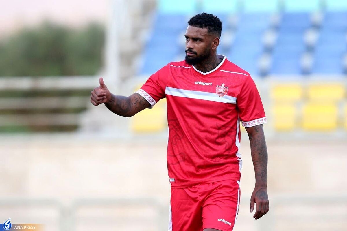 شایعات عجیب در مورد بازگشت لوکادیا به پرسپولیس