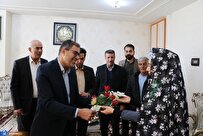 دیدار دانشگاهیان دانشگاه آزاد شهرکرد با خانواده شهید
