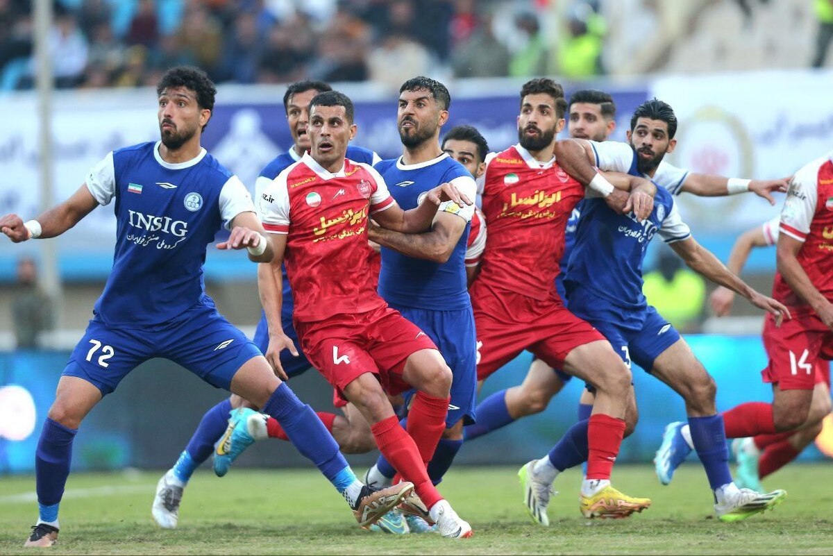 عربشاهی: از برخی پیشکسوتان پرسپولیس میخواهم وارد بازی رقبا نشوند نقدی داشته باشم به گل محمدی میگویم نه در رسانه