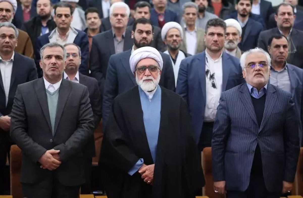 مجموعه ۴۰ جلدی «رهنامه» رونمایی شد