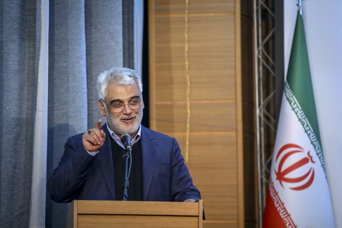 دانشگاهها باید به موضوع علم برای تعالی فردی و اجتماعی توجه کنند/ اسلامی شدن دانشگاه با نگاه توحیدی به علم ممکن میشود