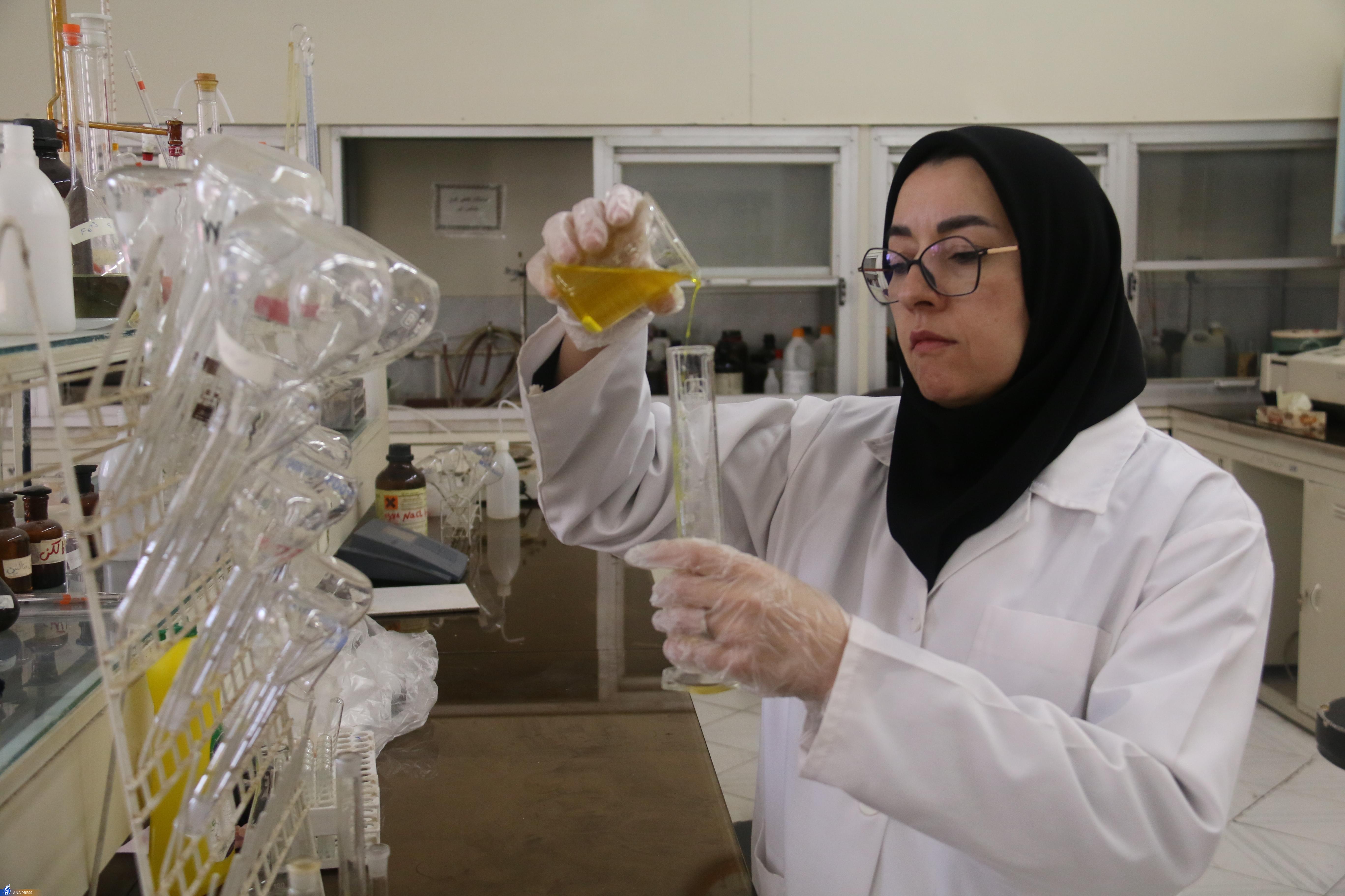 خبری خوش برای بیماران دیابتی/ رونمایی از محصولی دانشبنیان که از قطع عضو دیابتیها جلوگیری میکند خبری خوش برای بیماران دیابتی/ رونمایی از محصولی دانشبنیان که از قطع عضو دیابتیها جلوگیری میکند