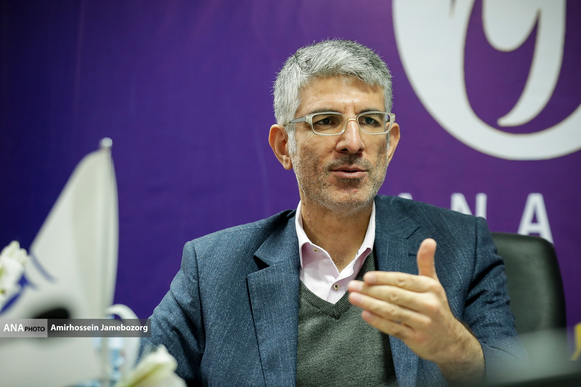 به فرد صنعتی معروف بودم/فرق یک پروژه تحقیقاتی در ایران و خارج به فرد صنعتی معروف بودم/فرق یک پروژه تحقیقاتی در ایران و خارج