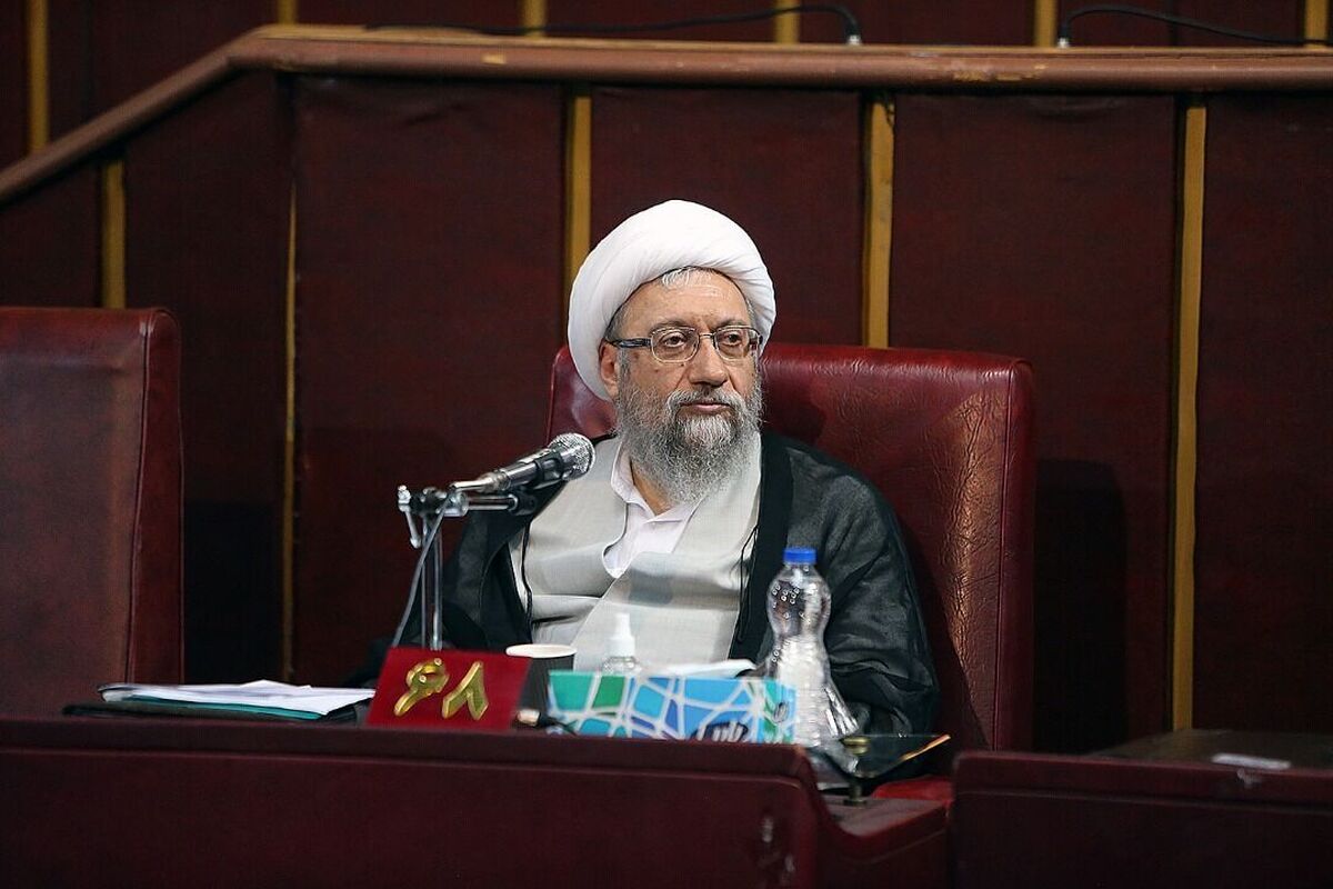 آملی لاریجانی: دولت با همکاری کشورهای همسایه ریشه حملات تروریستی را بخشکاند